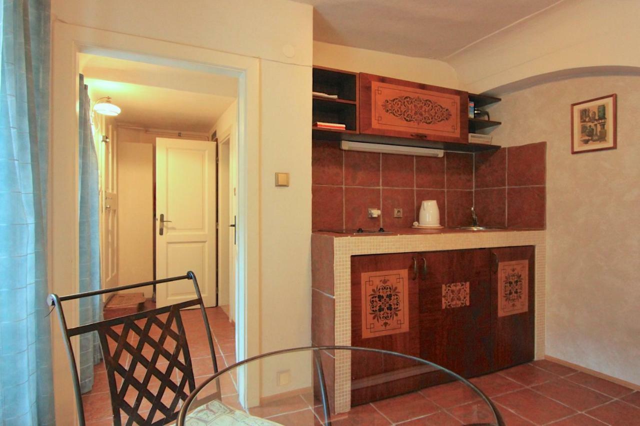 Mala Strana Apartment 1 Prag Exteriör bild